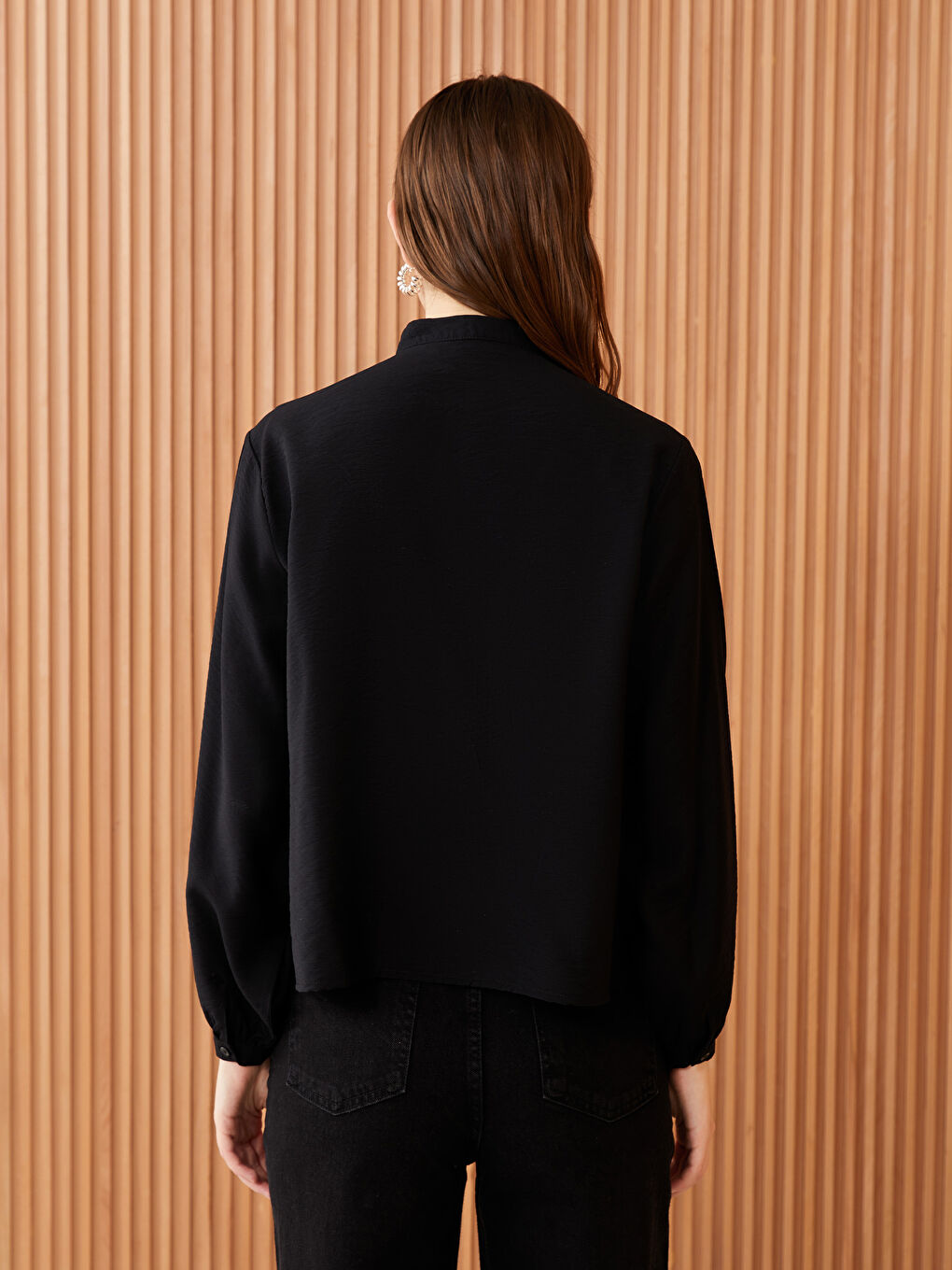Siyah Hakim Yaka Düz Uzun Kollu Kadın Tunik-4