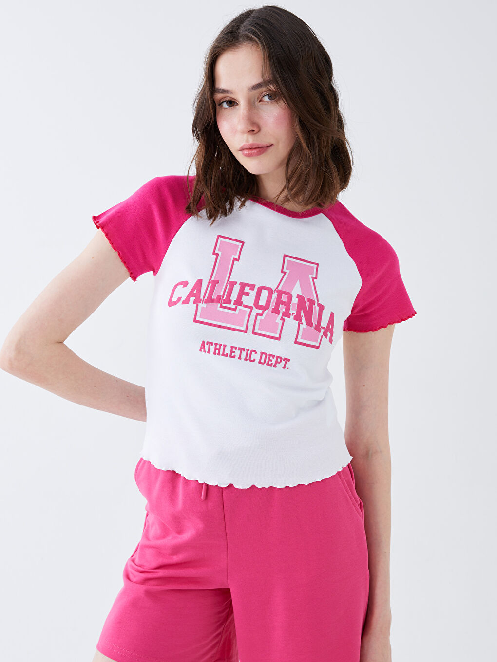 Crew Neck Printed Short Sleeve Women's Crop Top-1