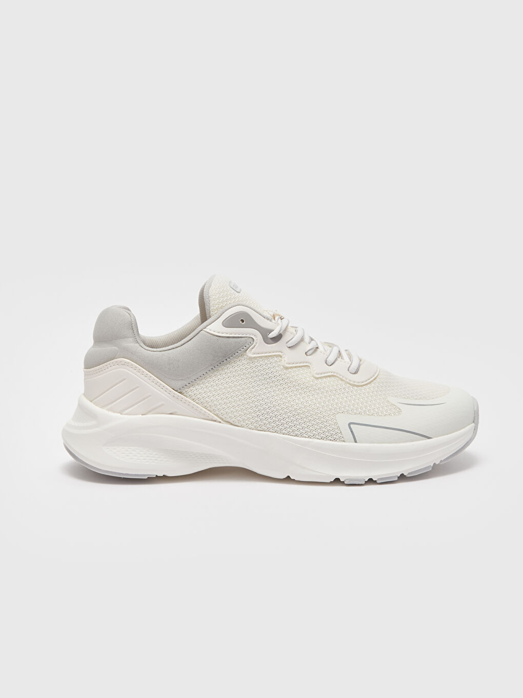 Beyaz Bağcıklı Kadın Spor Ayakkabı-1