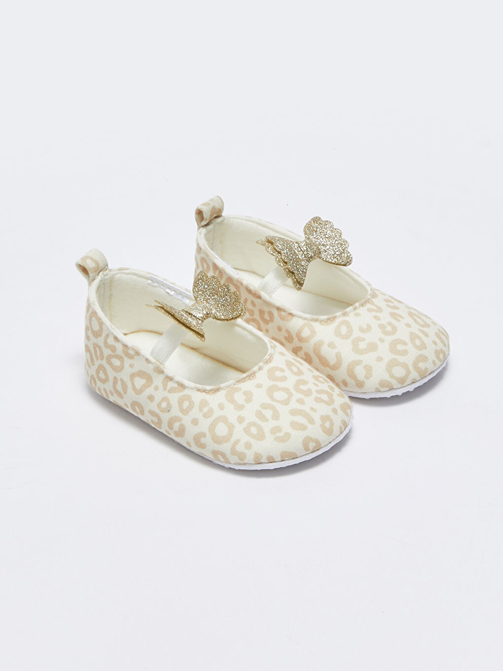 ბაფთით დეტალური გოგონას პირველი ნაბიჯების ფეხსაცმელი და თმის სამაგრი-1