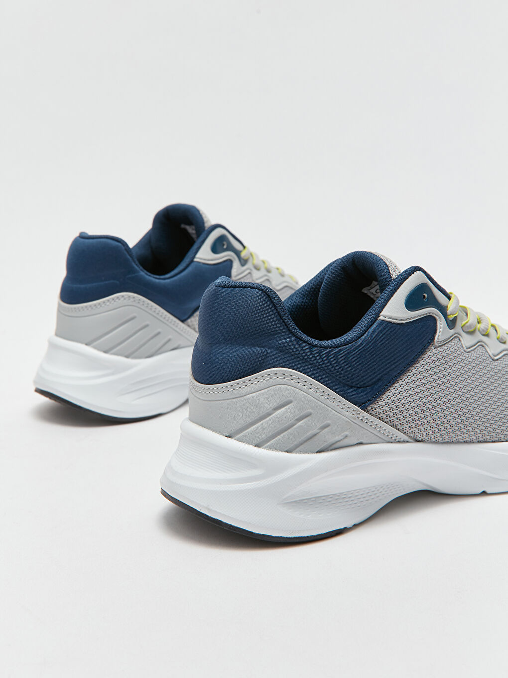 Gri Bağcıklı Erkek Aktif Spor Ayakkabı-3