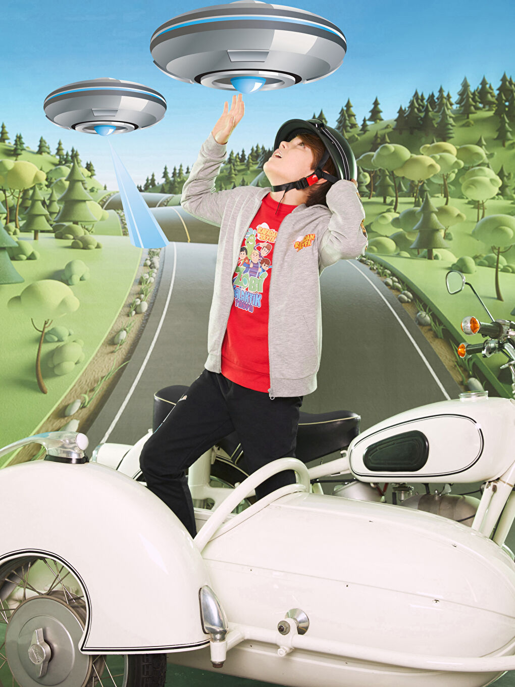 Karışık Kapüşonlu Galaktik Tayfa Baskılı Uzun Kollu Erkek Çocuk Fermuarlı Sweatshirt