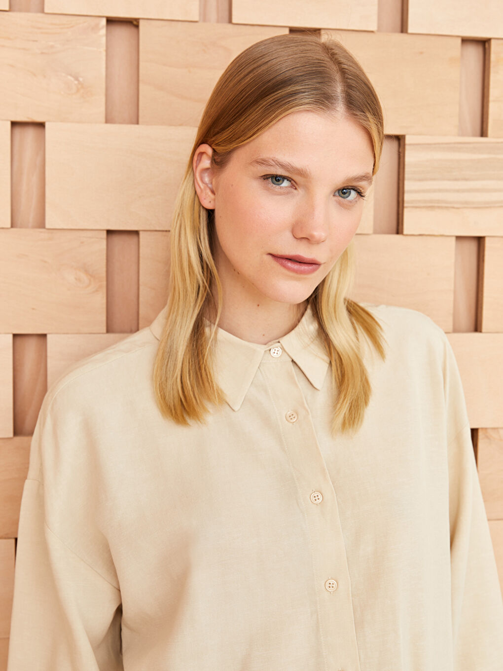 Bej Düz Uzun Kollu Keten Karışımlı Oversize Kadın Gömlek Tunik-1