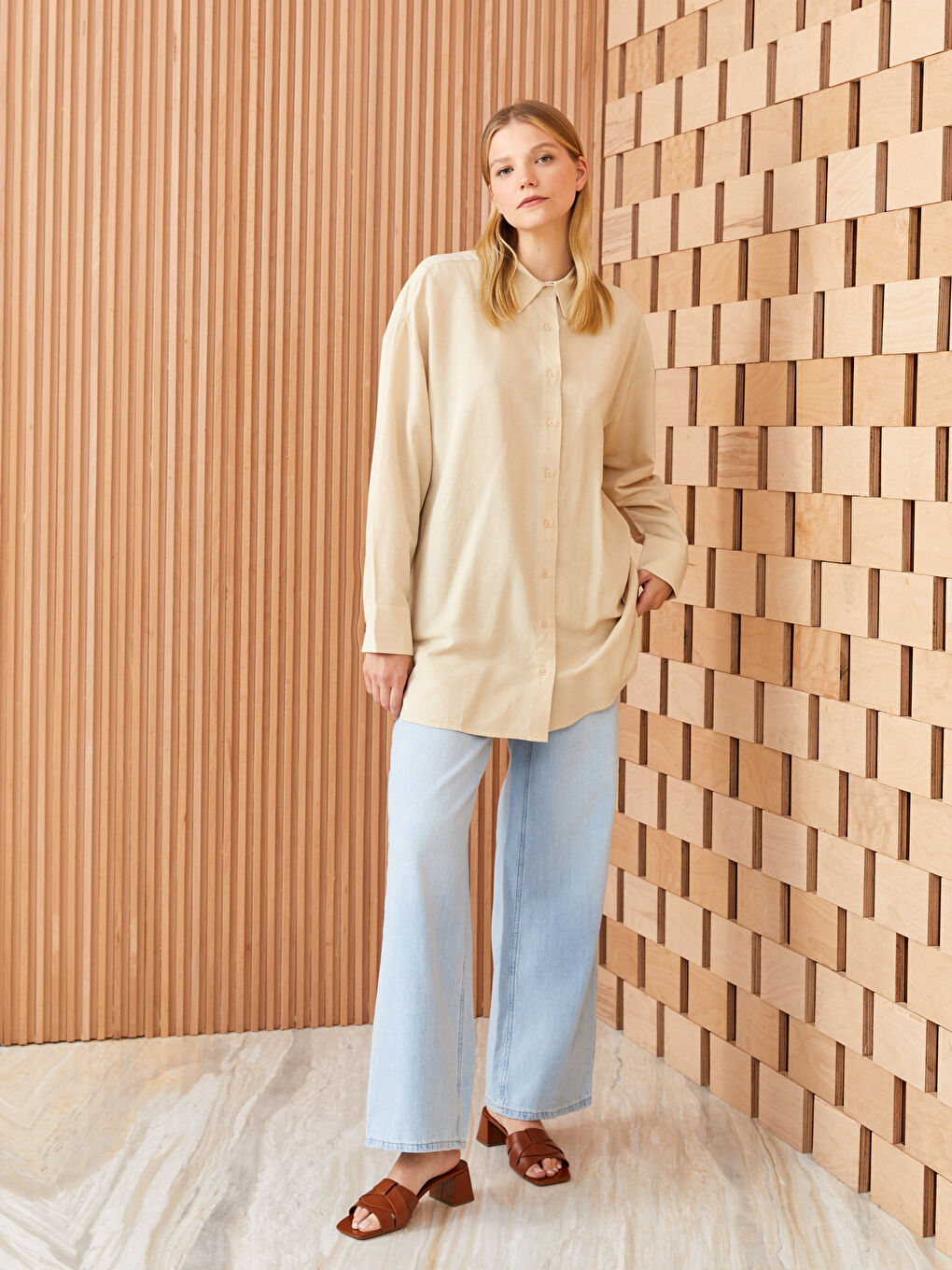 Bej Düz Uzun Kollu Keten Karışımlı Oversize Kadın Gömlek Tunik-2