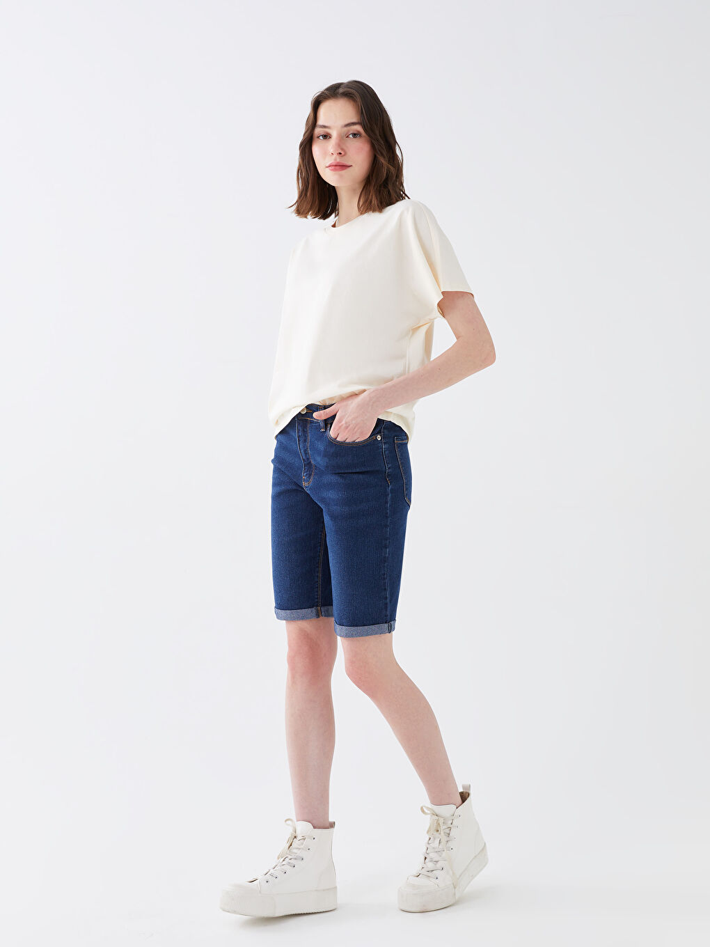 Bermuda Fit Women's Jean Shorts -S3GB99Z8-309