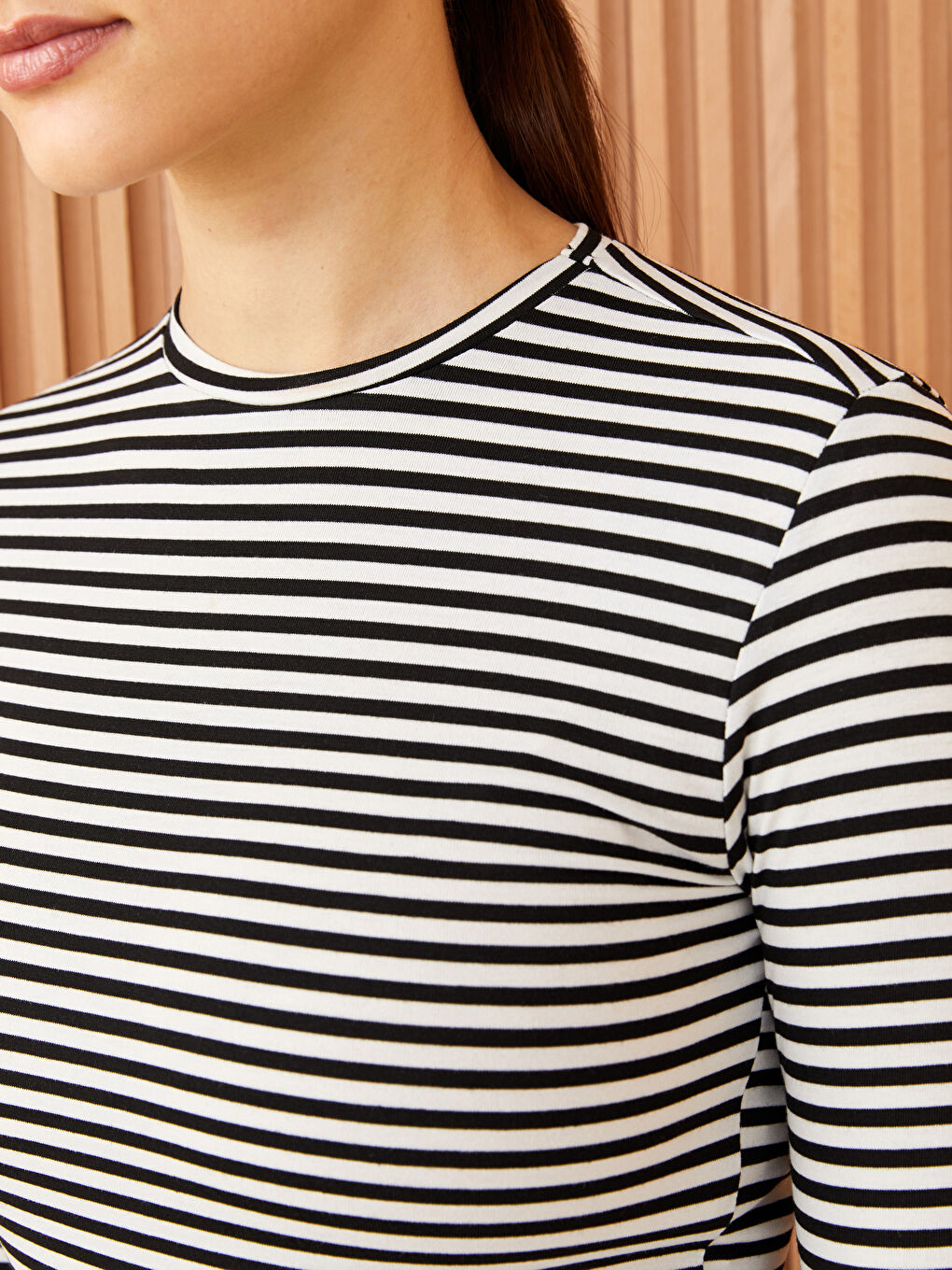 Тениска с кръгло деколте, раирана, с дълъг ръкав за жени-3