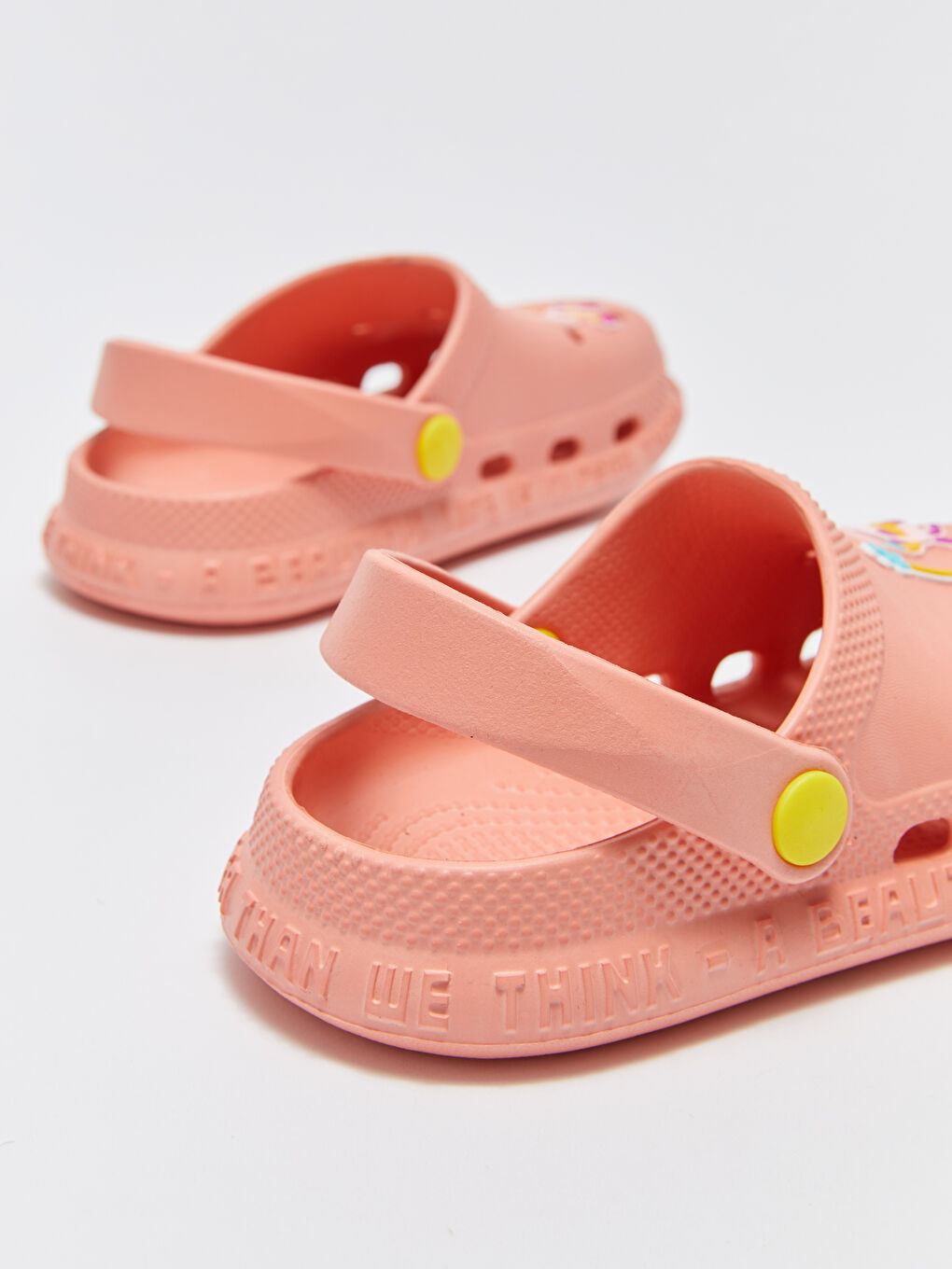 Turuncu Patch Detaylı Kız Bebek Plaj Sandaleti-4