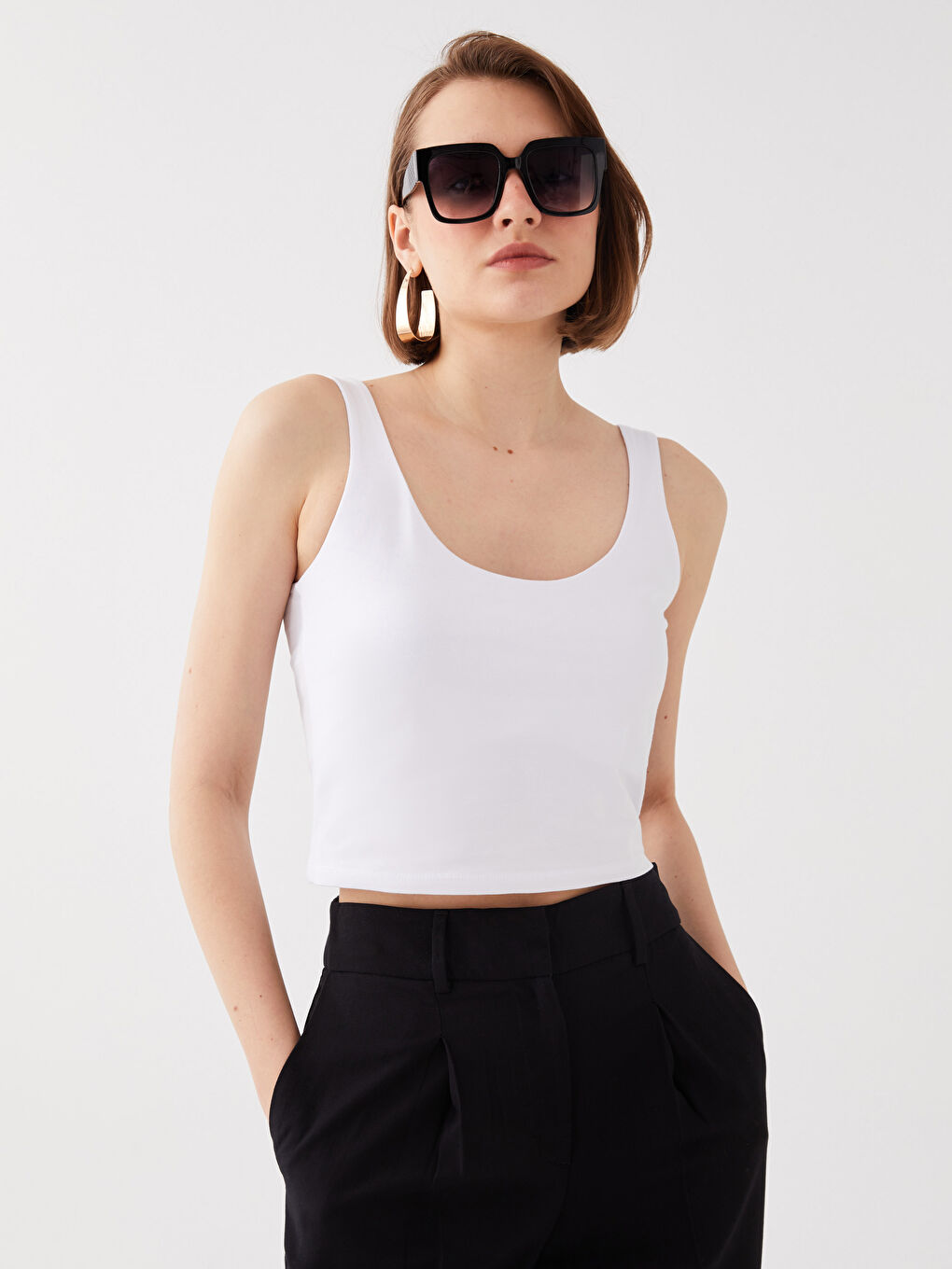 Women's U-Neck Strap Straight Crop-1