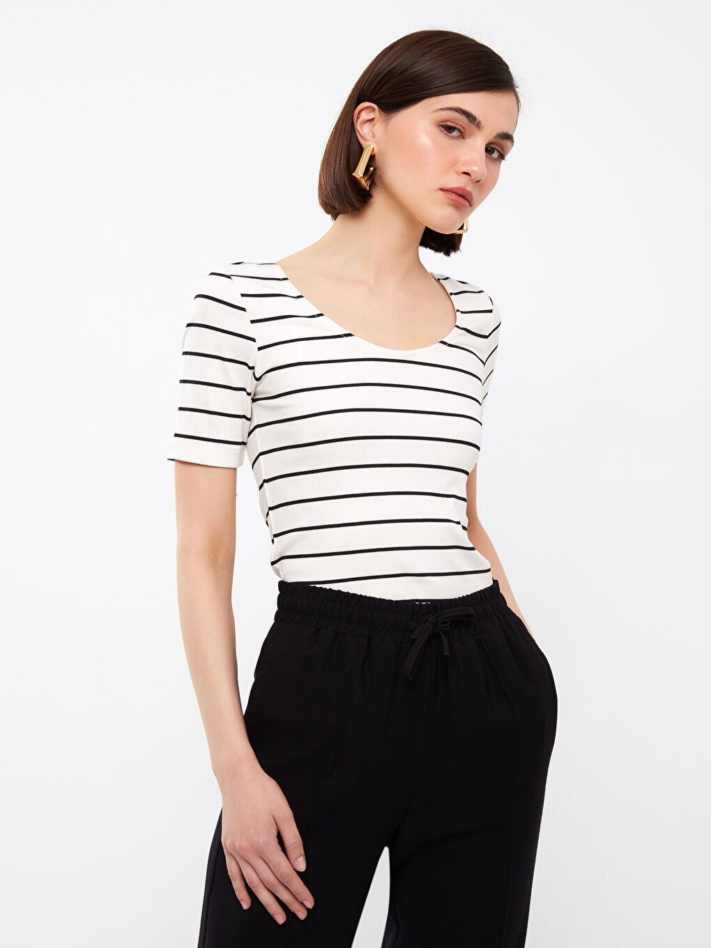 LCW Vision Women's U-Neck Striped Short Sleeve Bodysuit -S3GC28Z8-SZ5