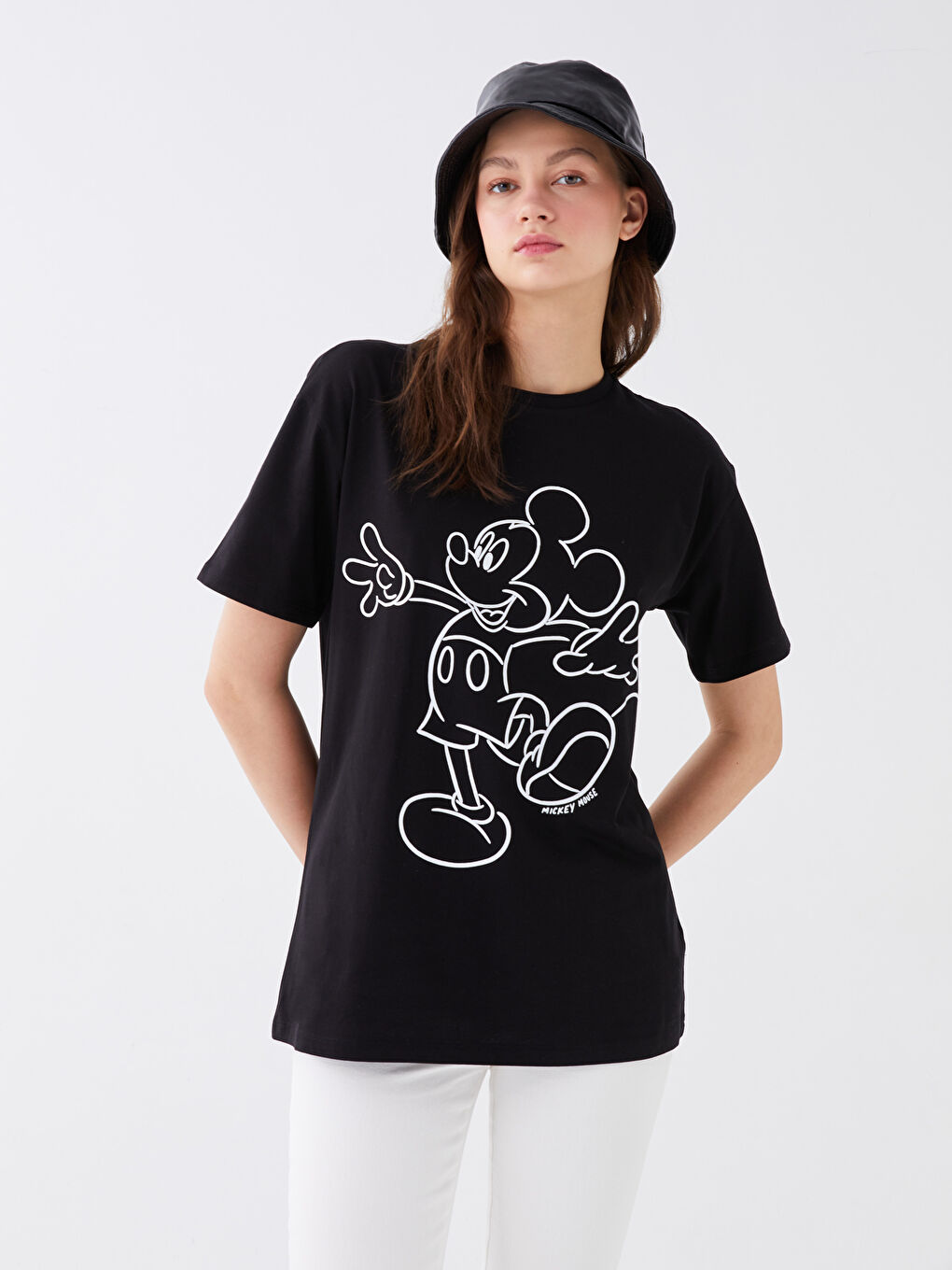 Siyah Kadın Bisiklet Yaka Mickey Mouse Baskılı Tişört