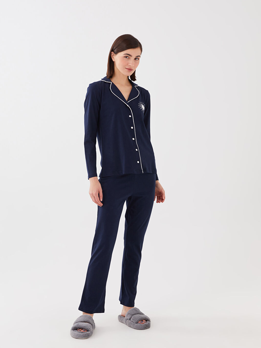 طقم بيجامة كم طويل بياقة قميص مطبوع للسيدات-1