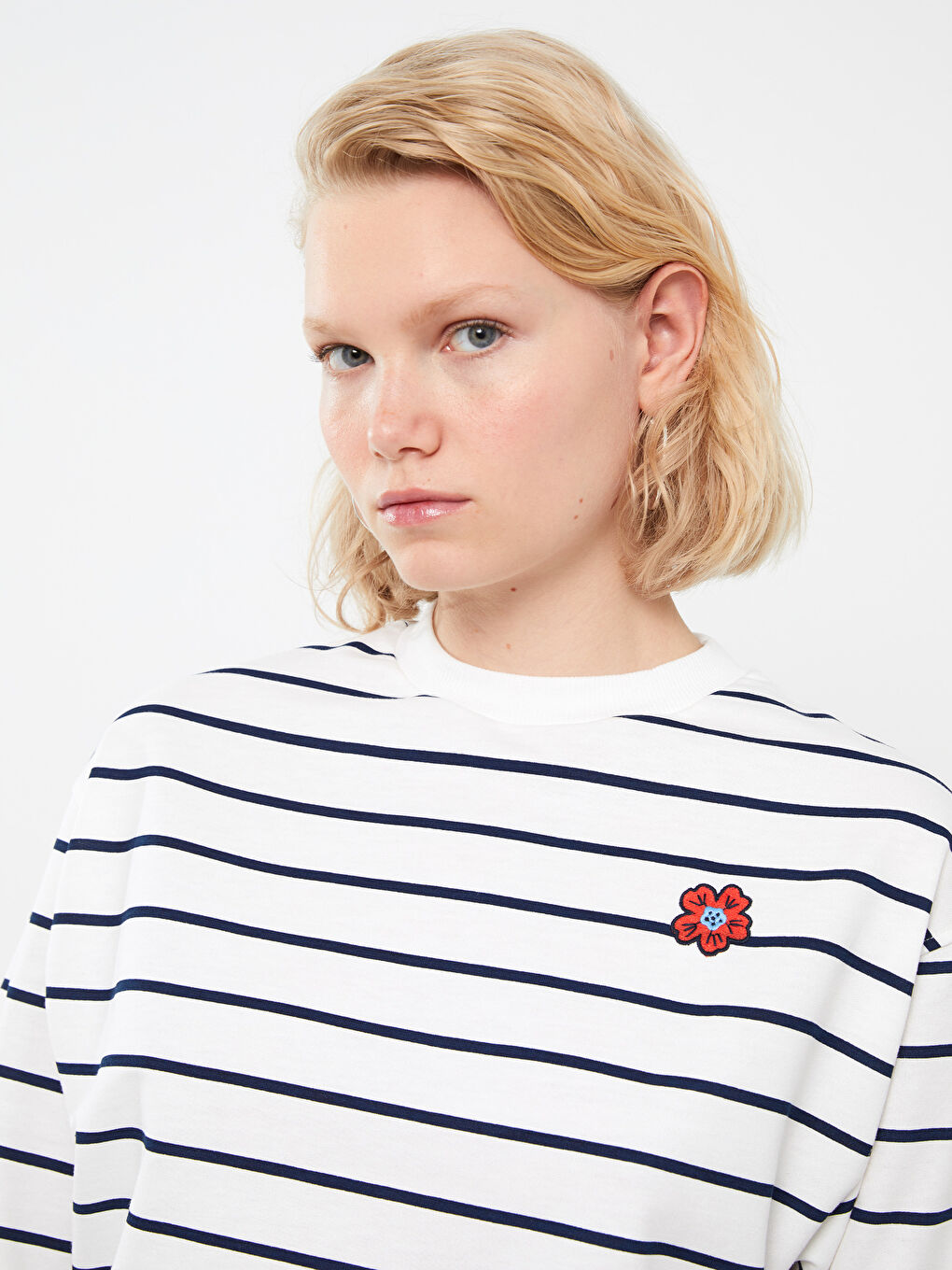 Lacivert Bisiklet Yaka Çizgili Uzun Kollu Kadın Sweatshirt