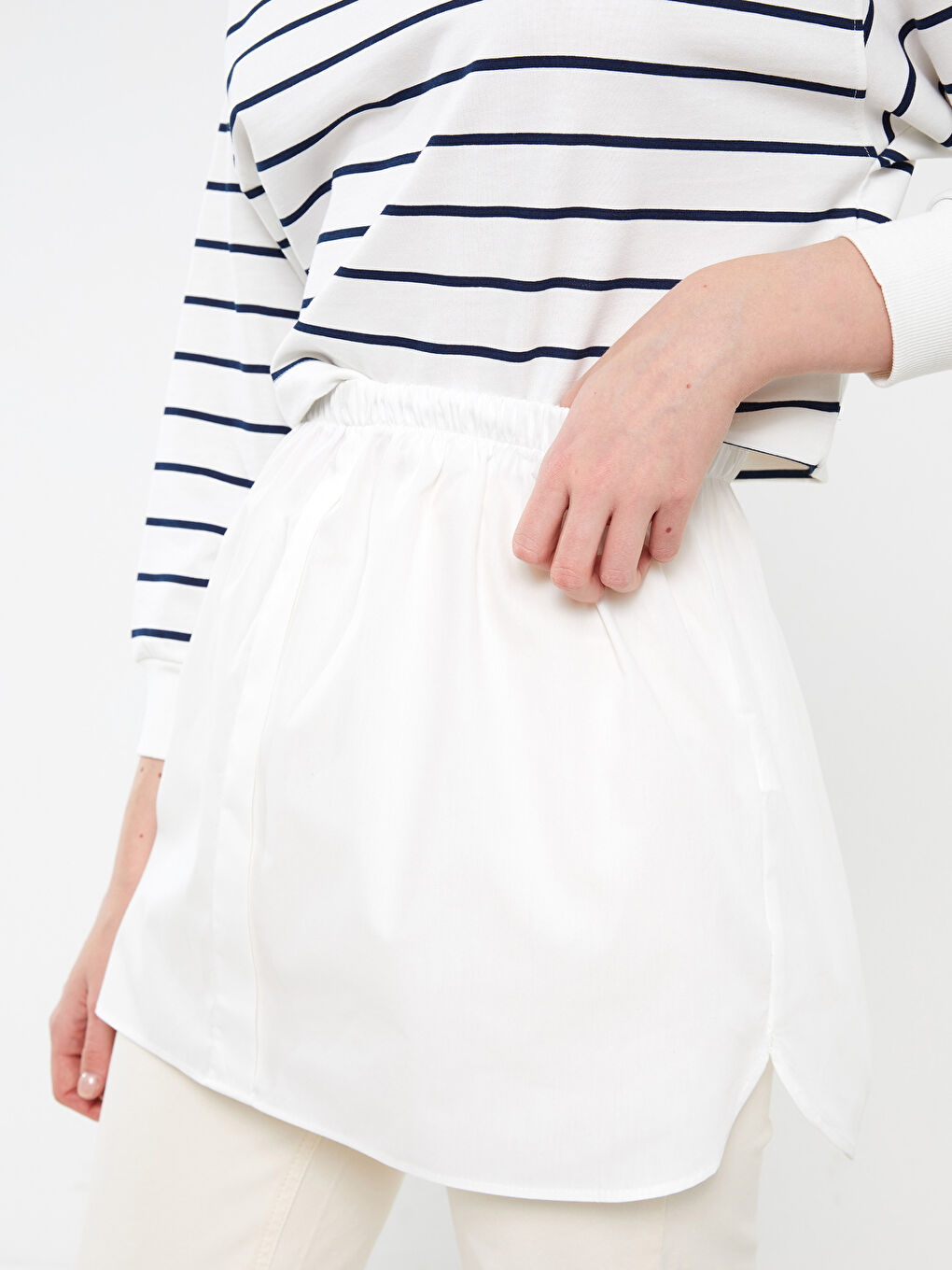 Lacivert Bisiklet Yaka Çizgili Uzun Kollu Kadın Sweatshirt-4