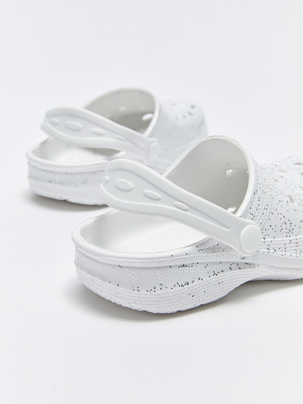 Beyaz Sim Detaylı Kız Çocuk Plaj Sandaleti-4