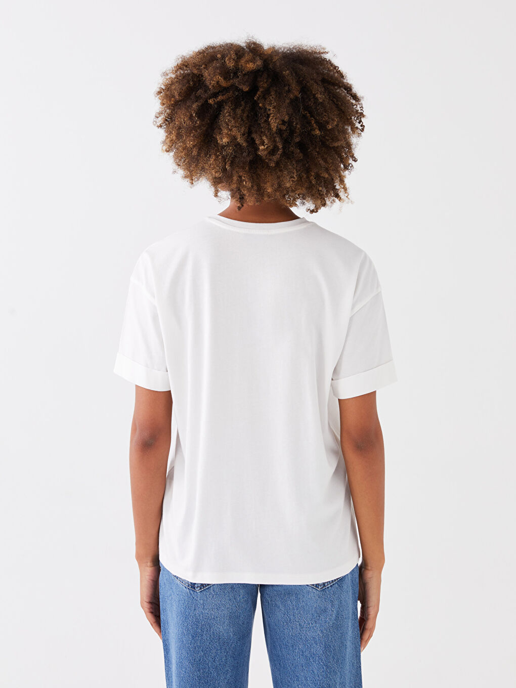 Beyaz Kadın Bisiklet Yaka Oversize Tişört-4