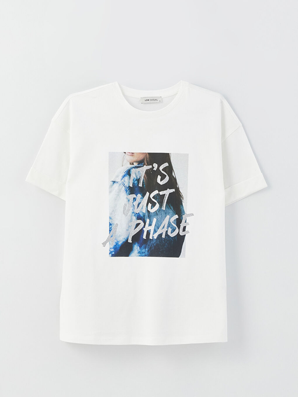 Beyaz Kadın Bisiklet Yaka Oversize Tişört-5