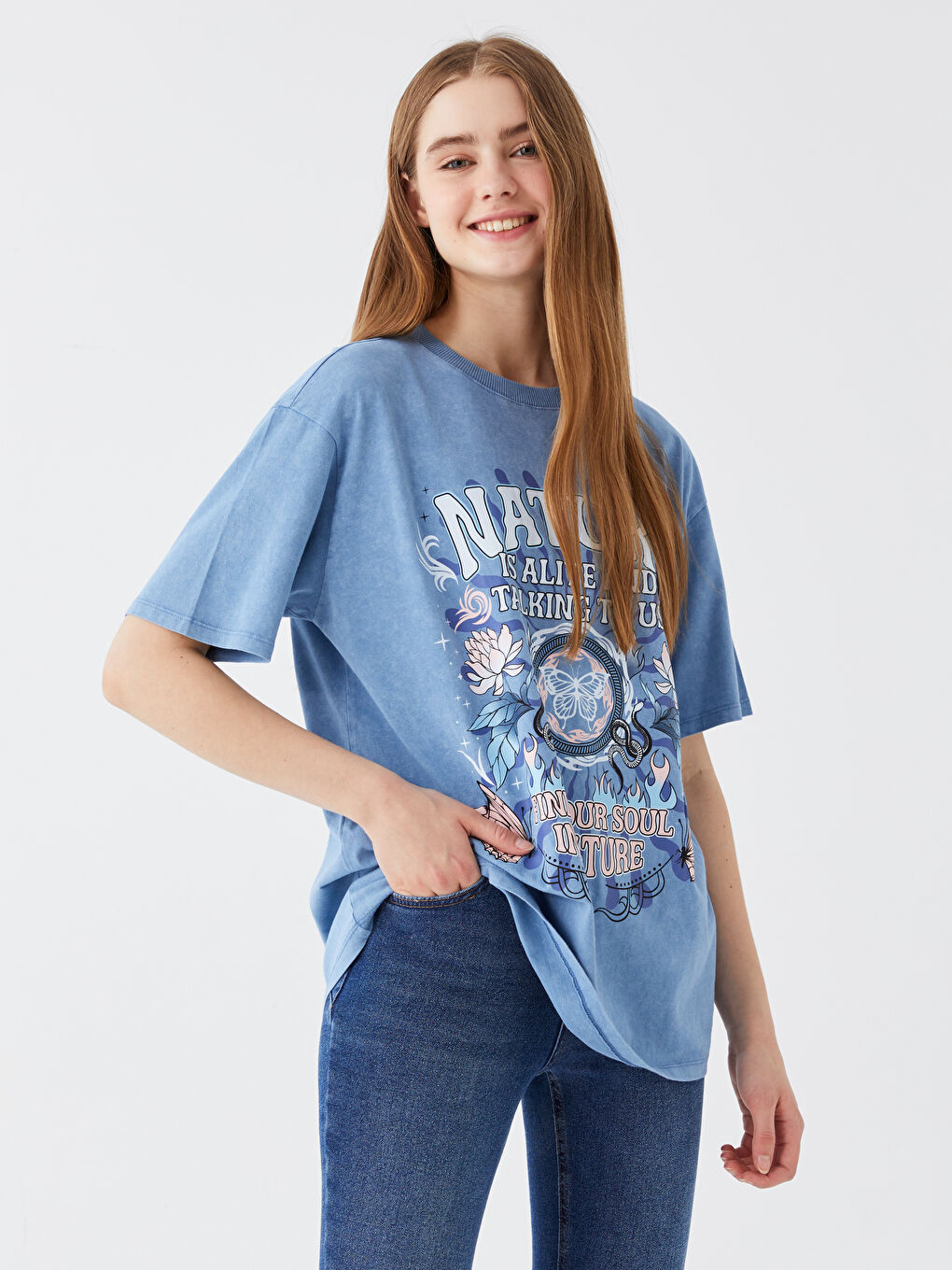 Mavi Bisiklet Yaka Baskılı Kısa Kollu Oversize Kadın Tişört