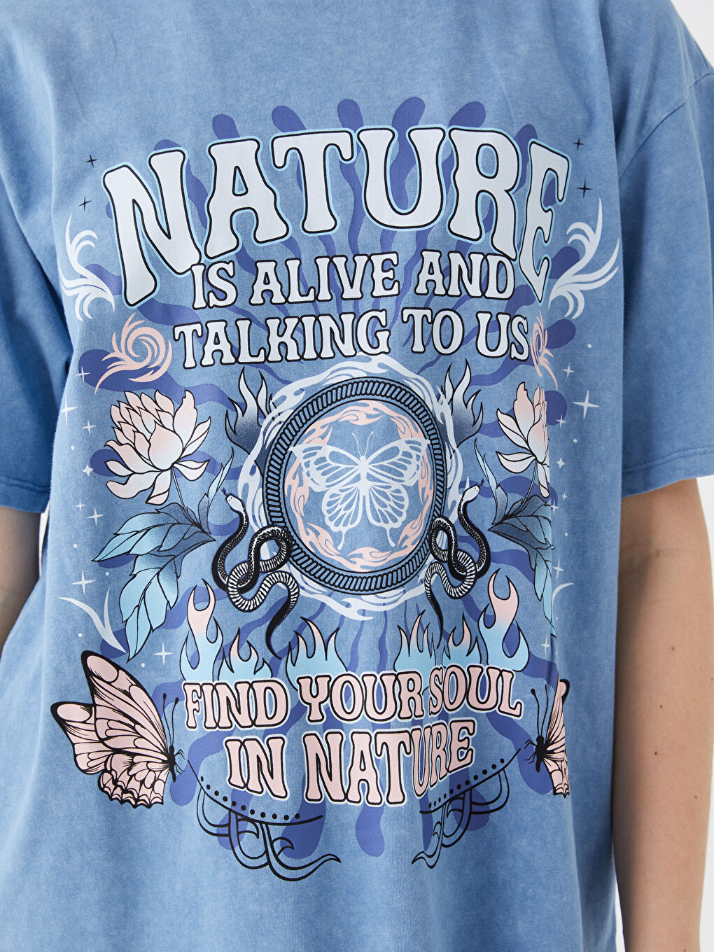 Mavi Bisiklet Yaka Baskılı Kısa Kollu Oversize Kadın Tişört-3