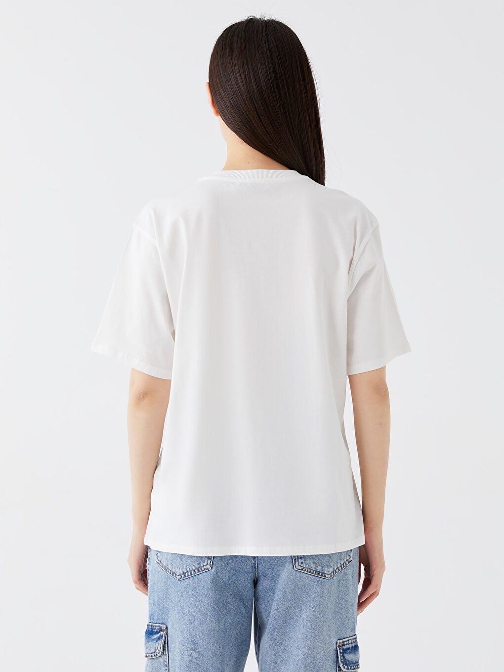 Ekru Bisiklet Yaka Baskılı Kısa Kollu Oversize Kadın Tişört-4