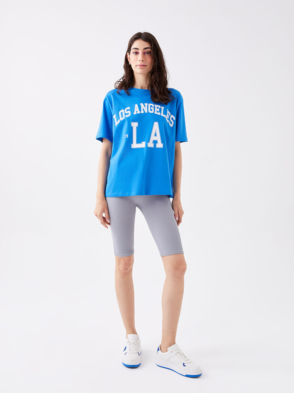 Mavi Bisiklet Yaka Baskılı Kısa Kollu Oversize Kadın Tişört-2