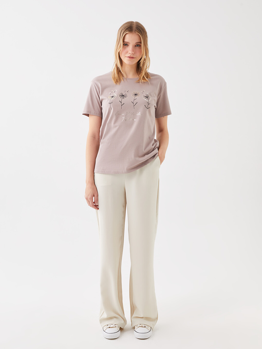 Elastic Waist Comfortable Fit Women's Trousers