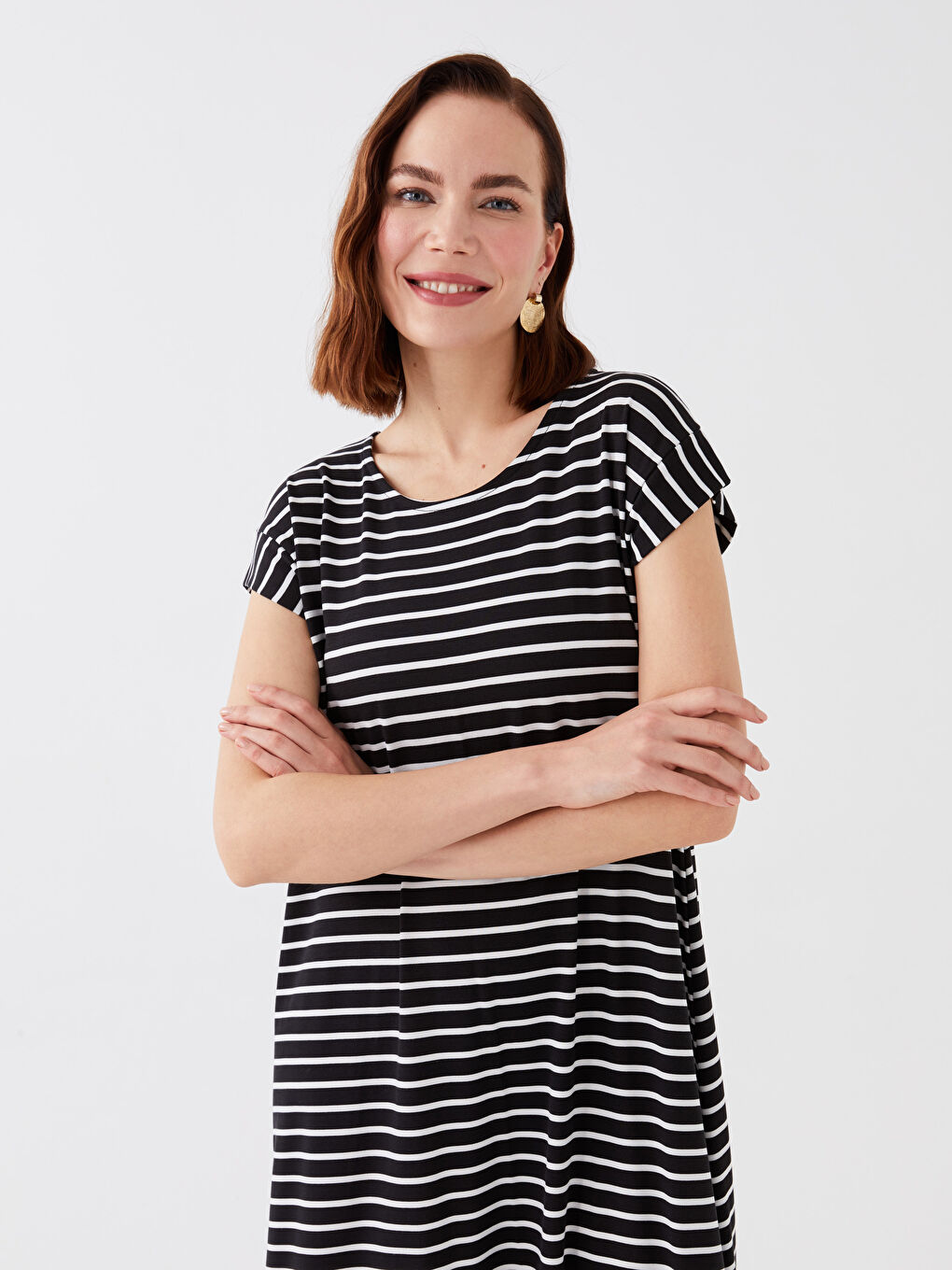 Siyah Bisiklet Yaka Çizgili Kısa Kollu Kadın Elbise-2