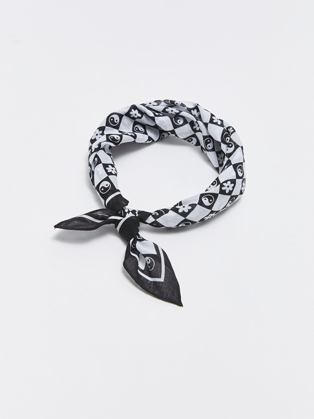 Siyah Dama Desenli Kadın Bandana-4