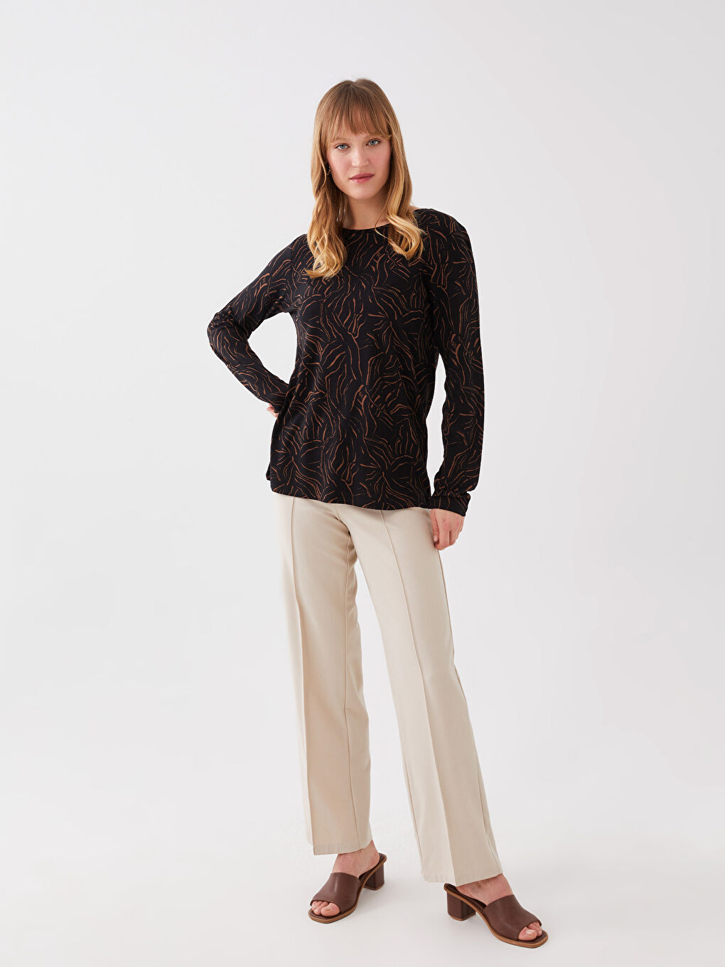 әйелдерге арналған дөңгелек жағалы өрнекті ұзын жең футболка-2