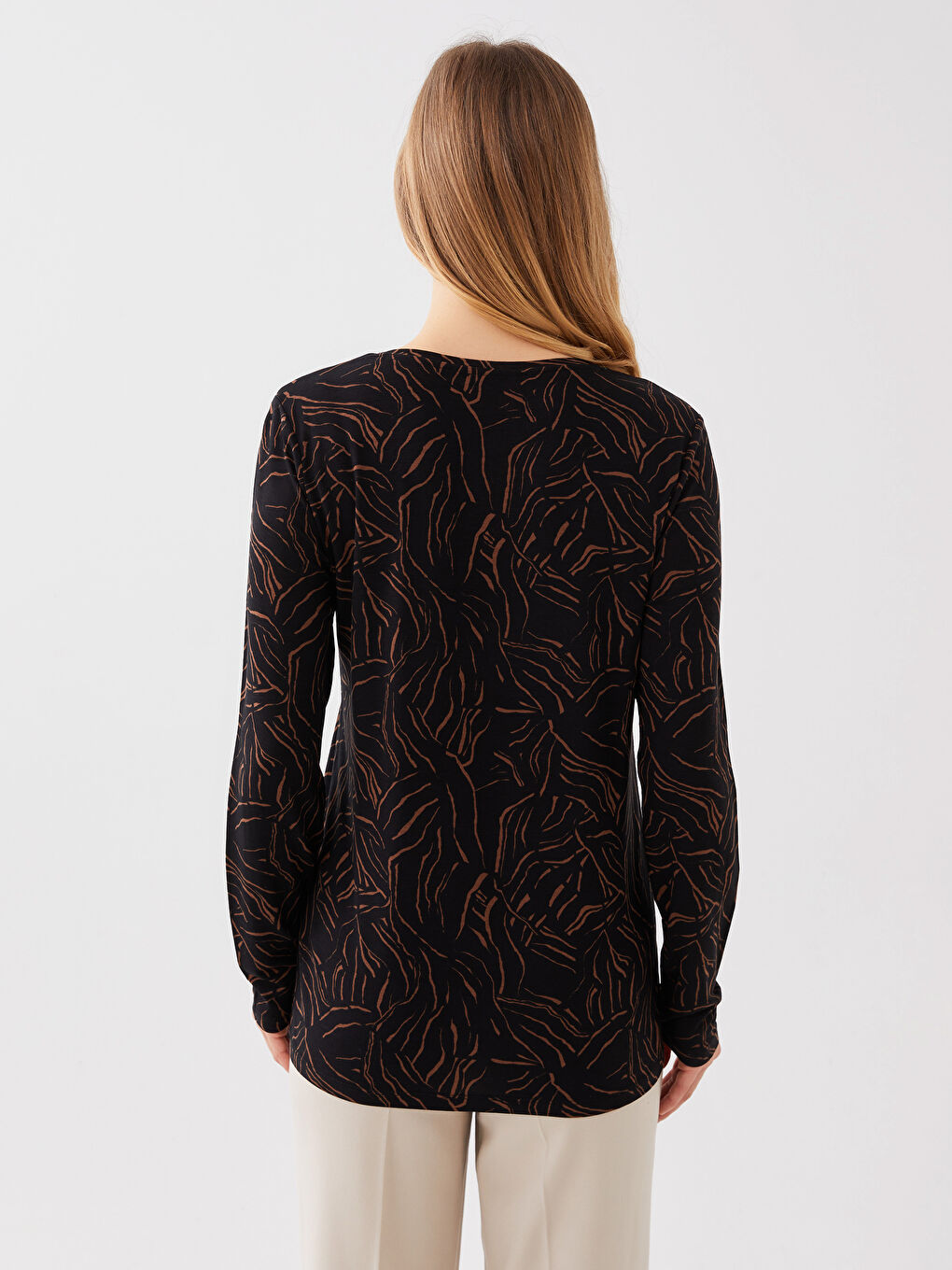 әйелдерге арналған дөңгелек жағалы өрнекті ұзын жең футболка-4