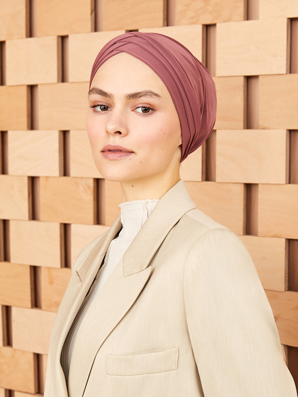 3-Stripes Women Hijab Bonnet-1