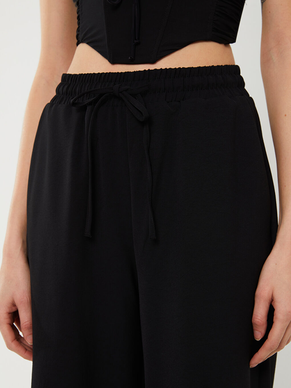 Elasticated Waist Loose Fit Women's Capri-2