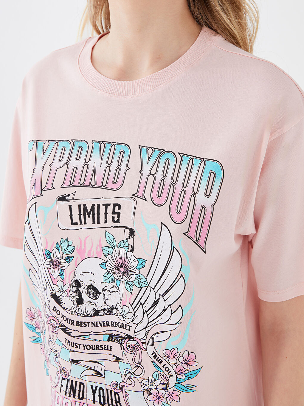 Crew Neck Printed Short Sleeve Oversize Women's T-Shirt-3