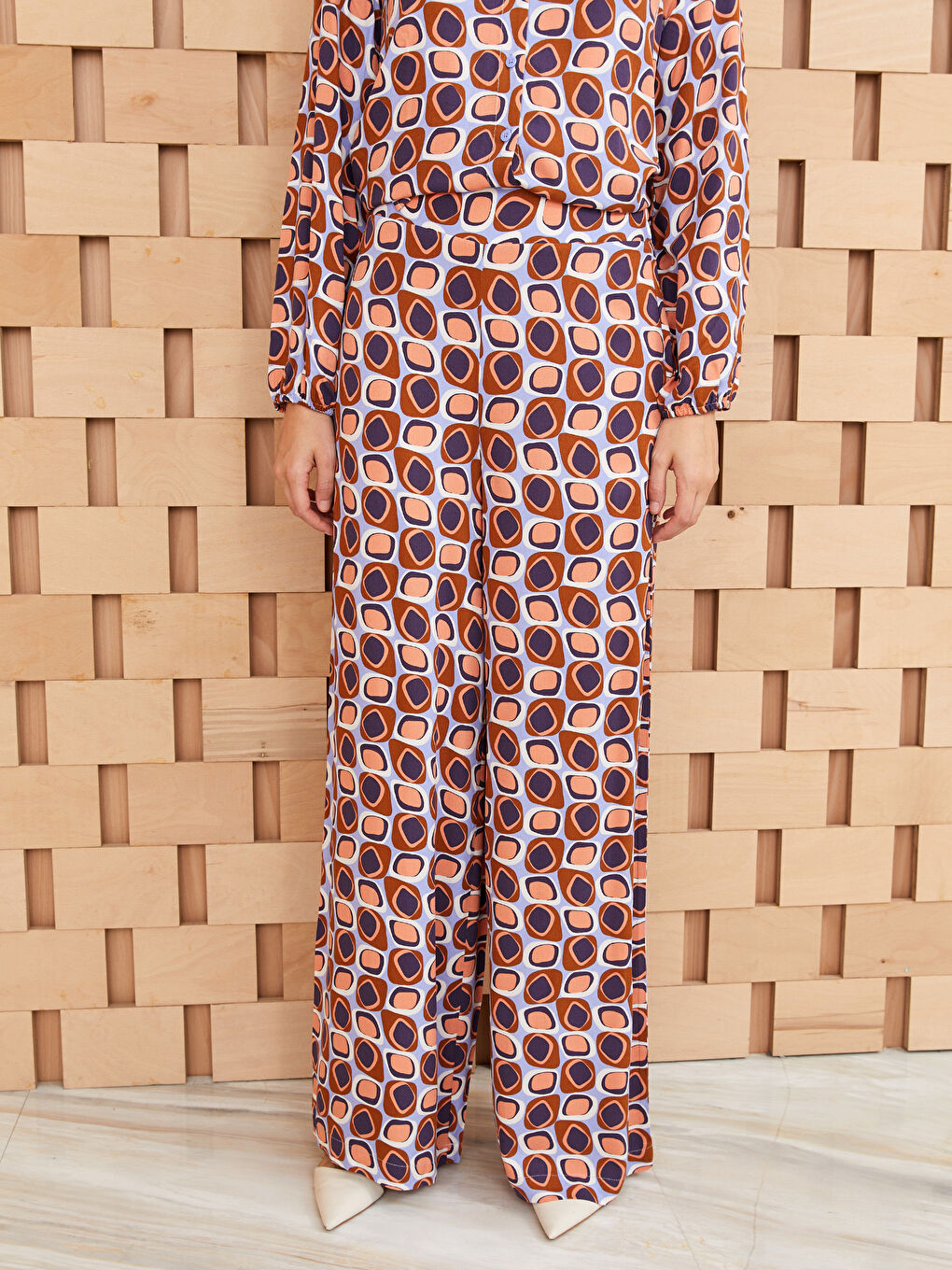 Elasticated Waist Relaxed Fit Patterned Women's Trousers-3