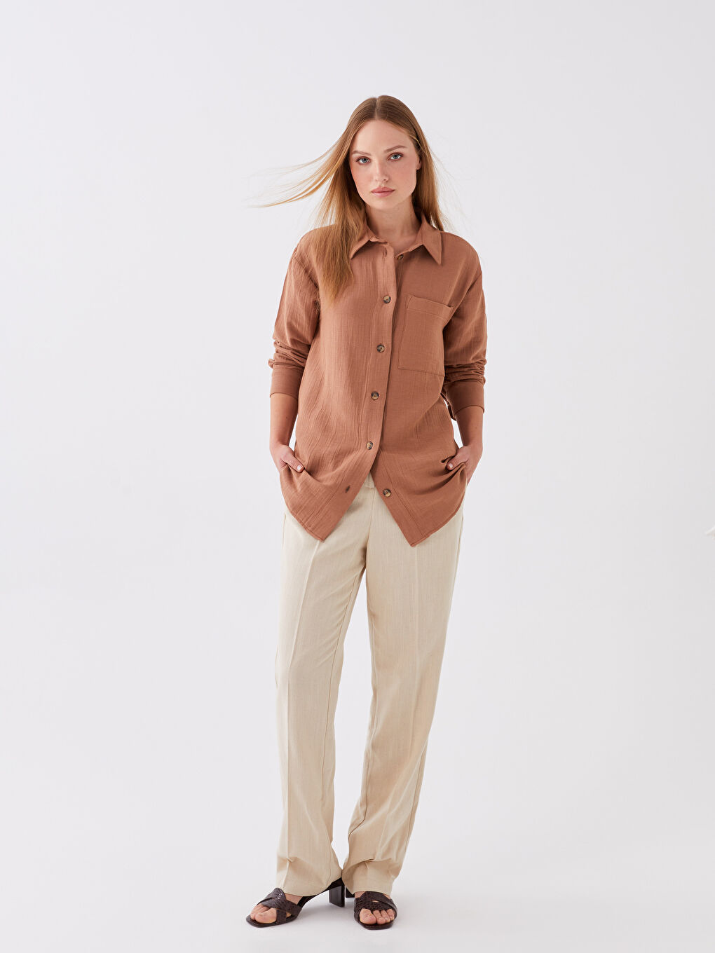 Kahverengi Düz Uzun Kollu Oversize Müslin Kadın Gömlek Tunik-1
