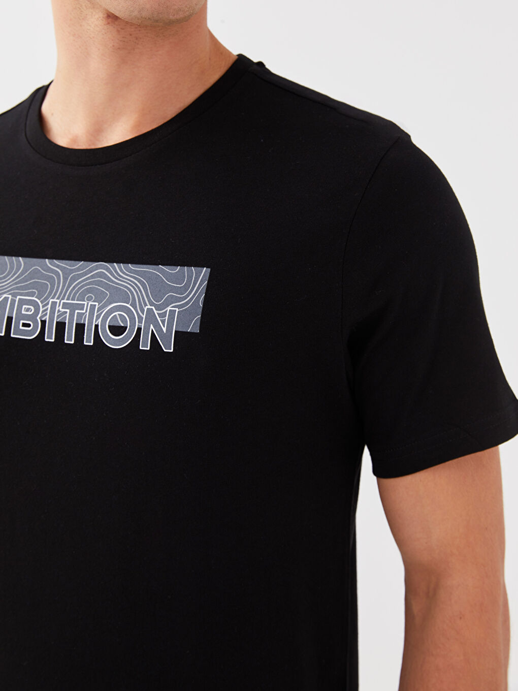 Siyah Bisiklet Yaka Kısa Kollu Baskılı Penye Erkek Tişört-3