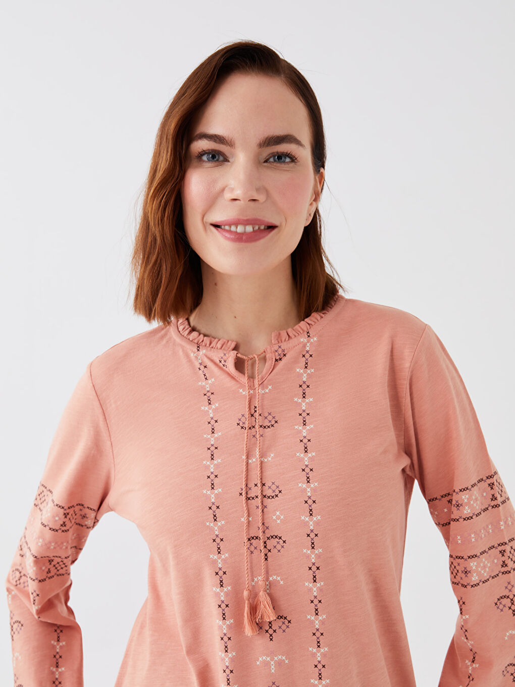 Pembe Bağlamalı Yaka Baskılı Uzun Kollu Kadın Bluz-2