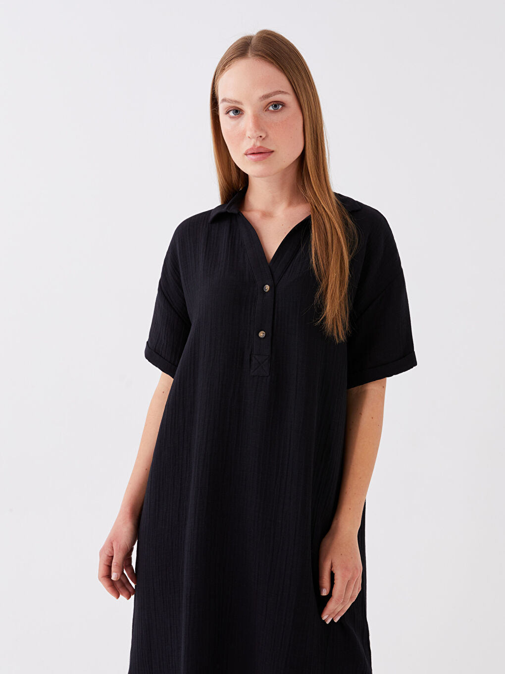 Siyah Gömlek Yaka Düz Kısa Kollu Müslin Kadın Elbise-1