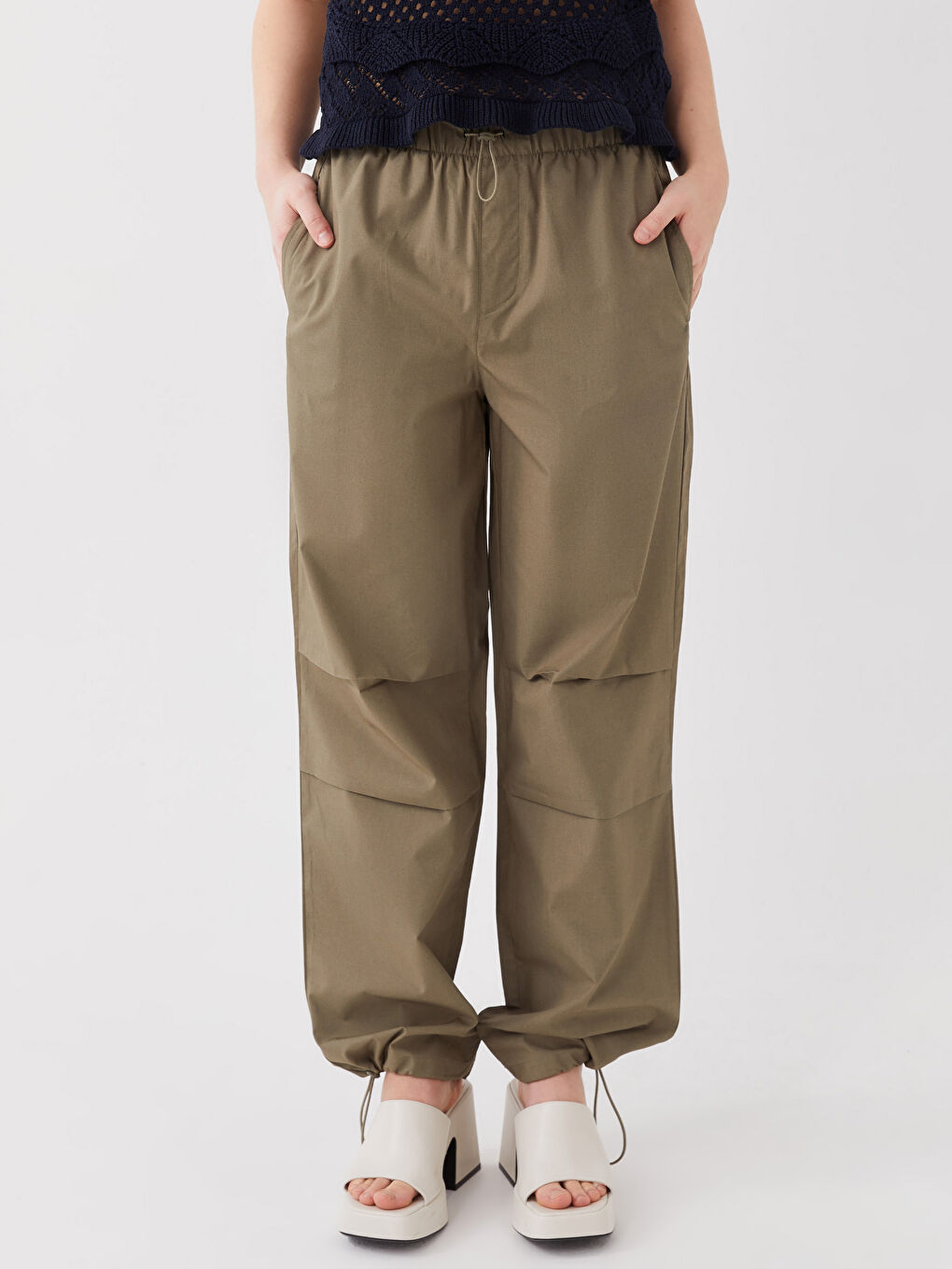 LCW Vision Women's Elasticated Waist Plain Parachute Trousers -S3GL90Z8-S5T