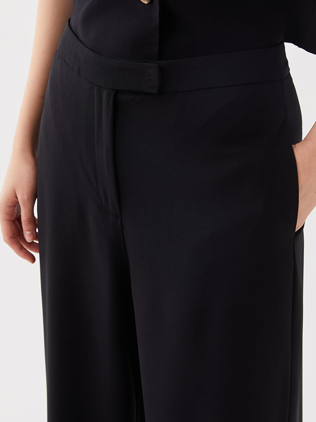Siyah Kadın Standart Fit Düz Palazzo Pantolon-3