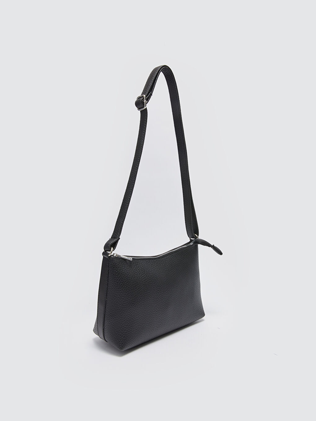 Siyah Deri Görünümlü Kadın Çapraz Çanta-4