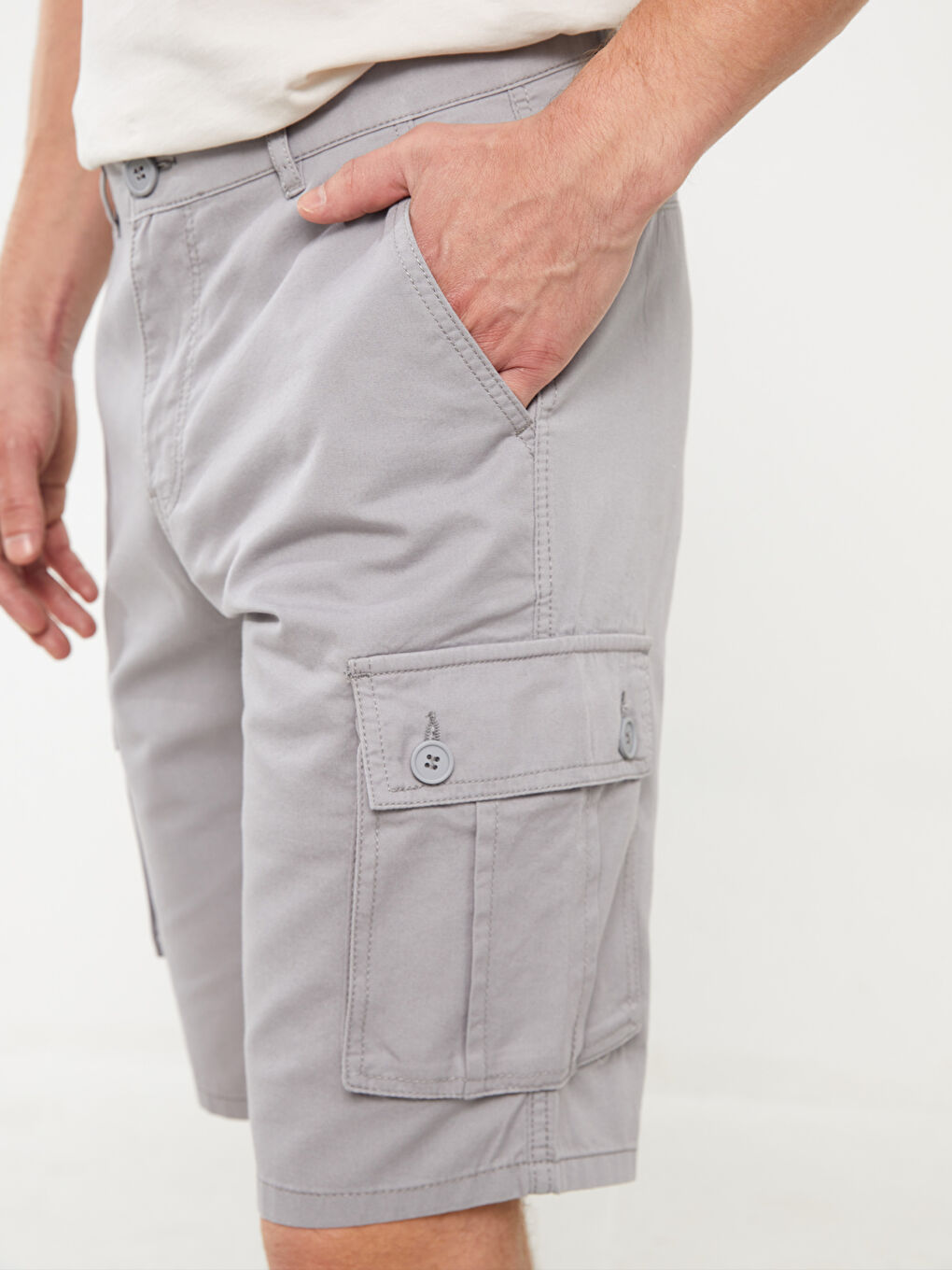 Regular Fit Men's Cargo Shorts-1