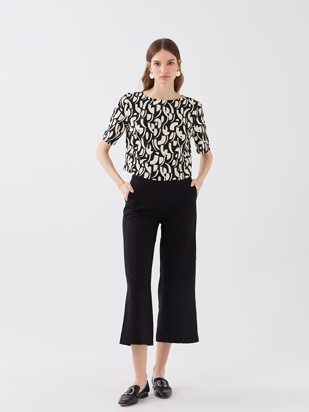 Crew Neck Patterned Short Sleeve Crop Women's Blouse-2