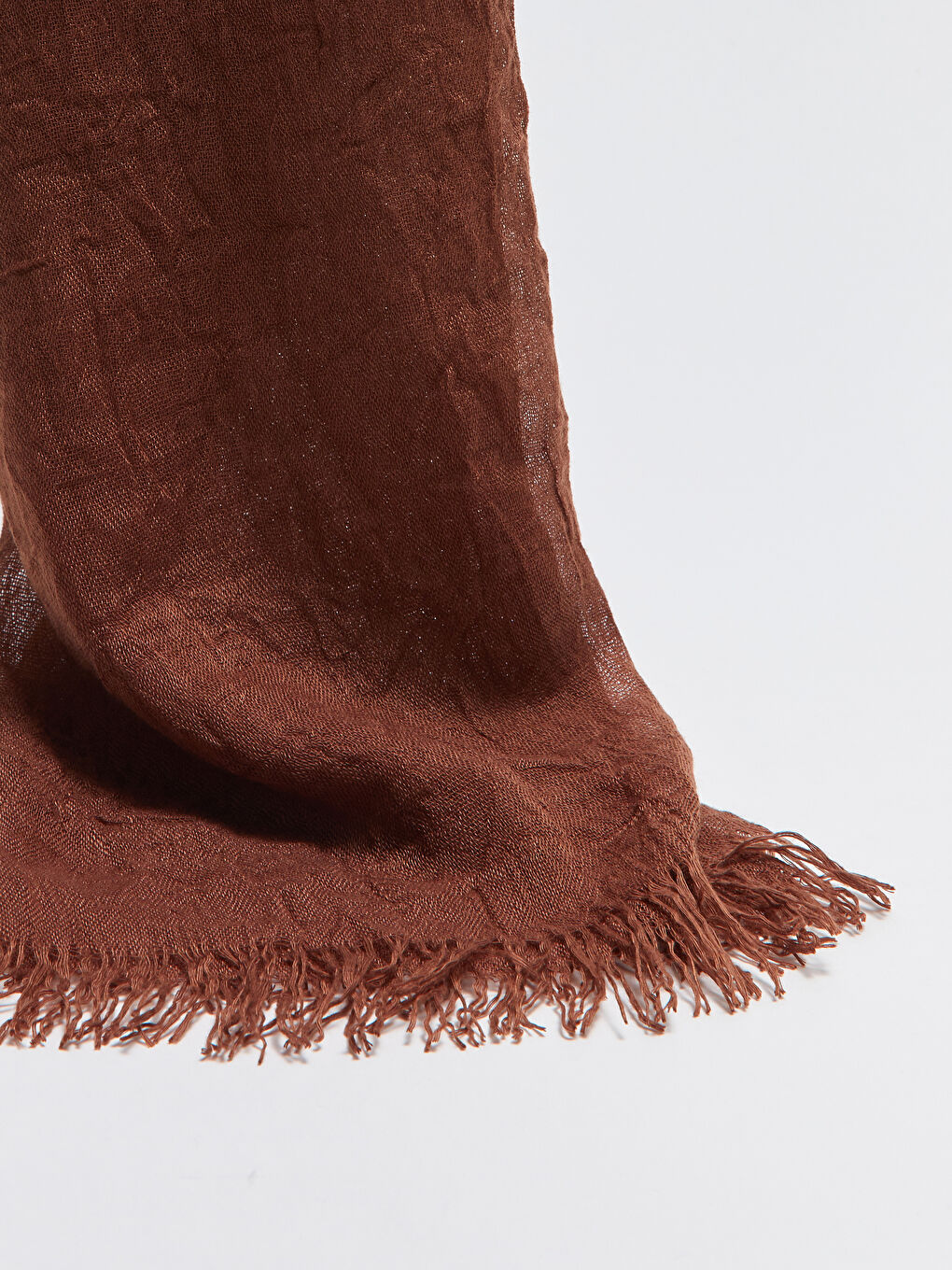 Kahverengi Püskül Detaylı Kadın Bürümcüklü Şal