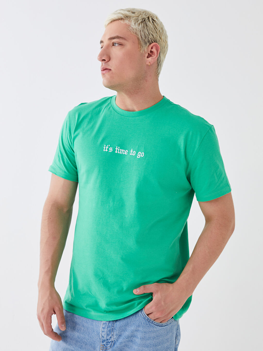 Yeşil Bisiklet Yaka Kısa Kollu Nakışlı Erkek Tişört-1