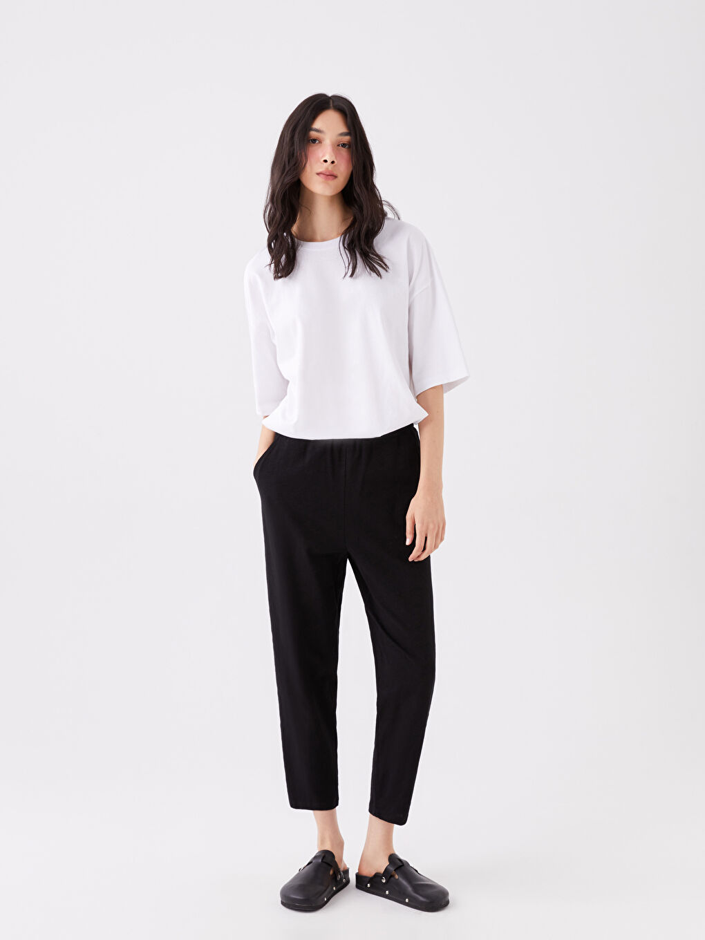 Siyah Beli Lastikli Düz Oversize Kadın Eşofman Altı