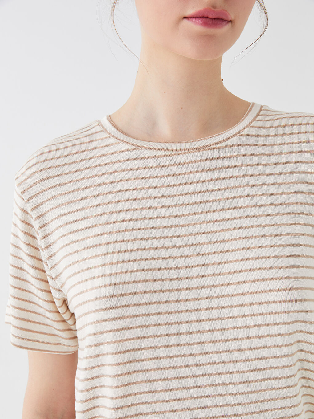 Crew Neck Striped Short Sleeve Women's T-Shirt-3