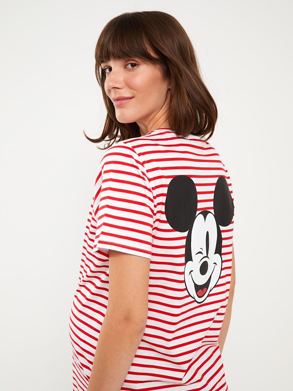 تي شيرت حمل كم قصير مطبوع ميكي ماوس بياقة دائرية-1