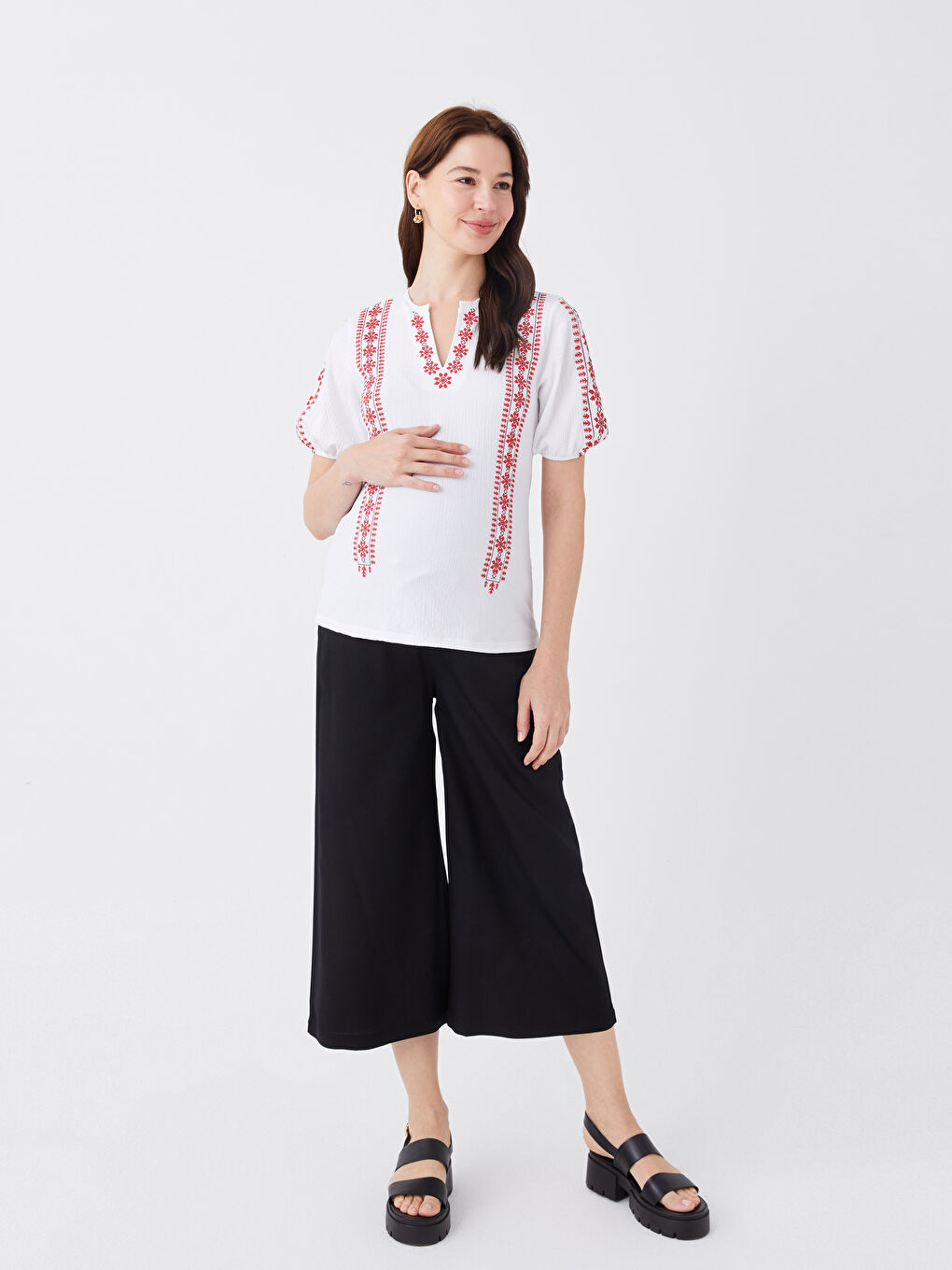 LCWAIKIKI Maternity Elastic Waist Plain Gabardine Maternity Capri -S3GN79Z8-CVL