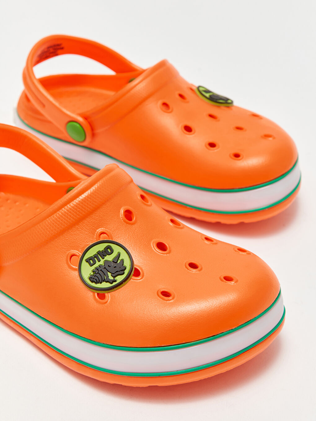 Turuncu Delik Detaylı Baskılı Işıklı Erkek Çocuk Sandalet-3