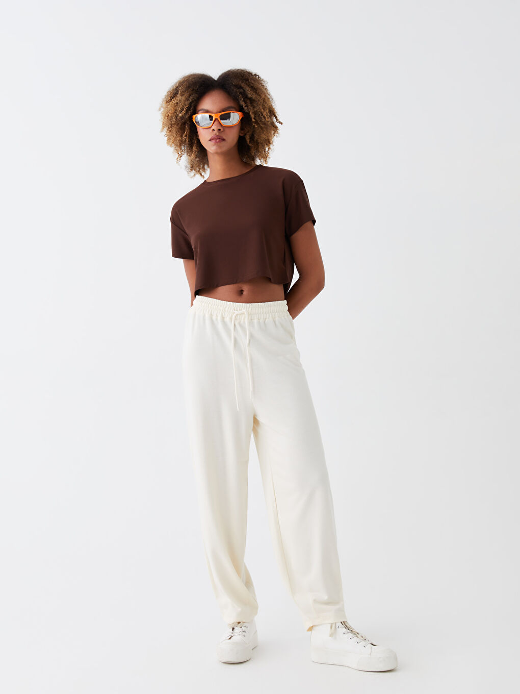 Ekru Beli Lastikli Rahat Kalıp Kadın Eşofman Altı